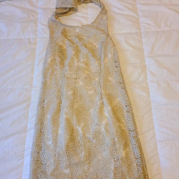 Evening dress - Picture 3 of 3